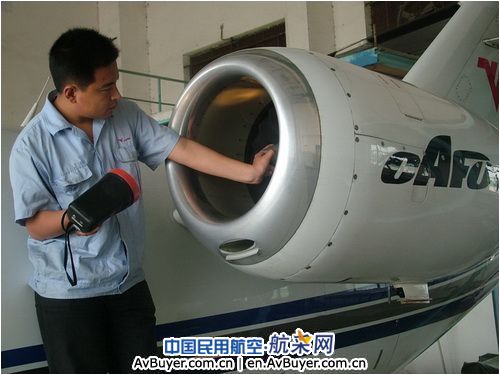 广汉“青年文明号”在机坪熠熠闪光