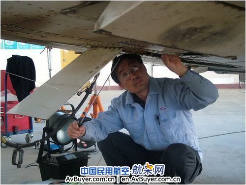 广汉“青年文明号”在机坪熠熠闪光