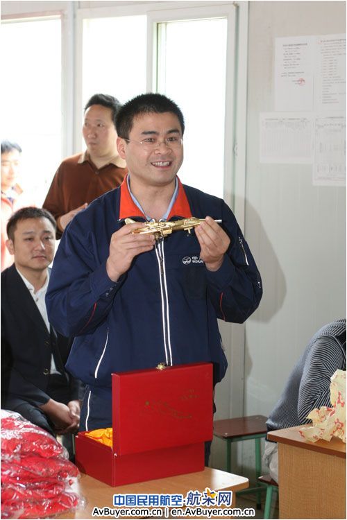 四川航空十佳青年青川地震灾区希望慰问侧记