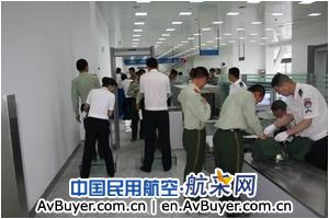 喀什机场组织新航站楼启用前模拟运行演练