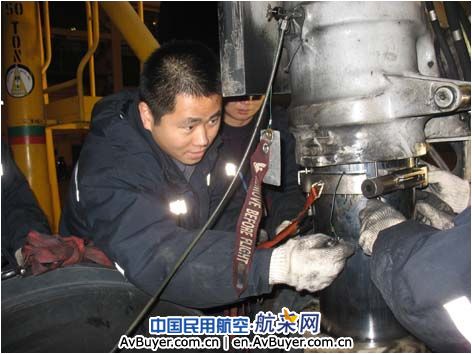 国航成都维修基地航线部波音特行组成立两周年