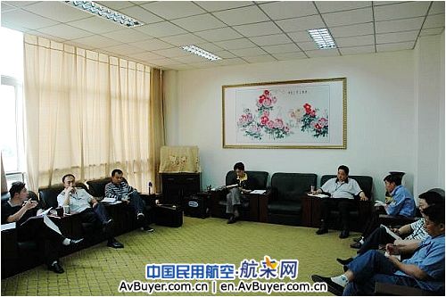 民航四川监管局到遂宁机场督导运行安全