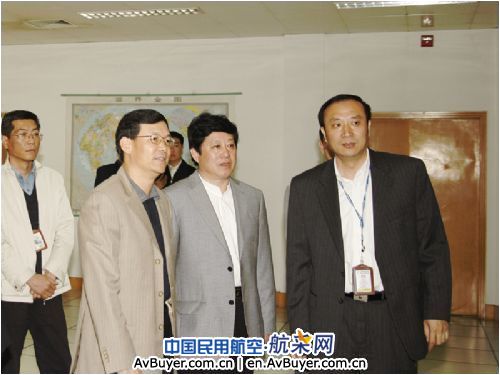 民航局空管局周毅洲书记到山东空管分局调研