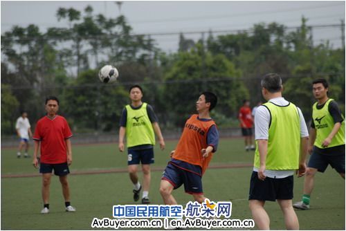 民航二所、西南空管局“纪念抗震救灾一周年”