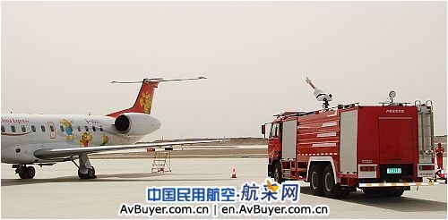 库尔勒机场大新华飞机发动机起火 无人员伤亡