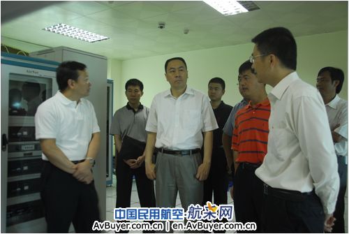 空管局副局长高毅一行到湛江空管站视察工作