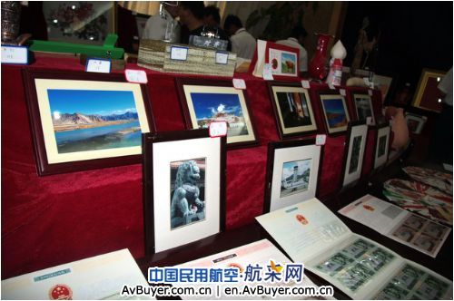 丽江机场举行通航十四周年庆典活动侧记