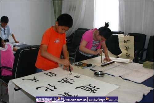 “珠海机场杯”少儿书画剪纸大赛庆六一