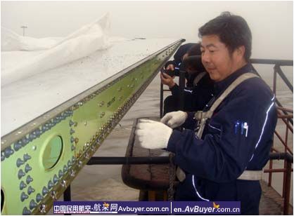 国航成都维修基地成功排除东航飞机鸟击超标故障