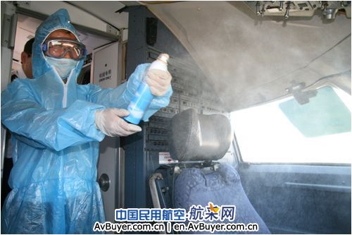 昆明巫家坝国际机场举行甲型H1N1流感应急演练