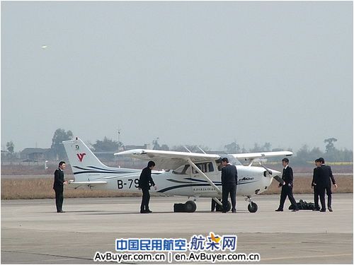 广汉机务注重南充机场分流训练细节管理工作