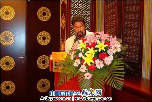 国家交通运输部藏区综合交通发展组调研迪庆机场