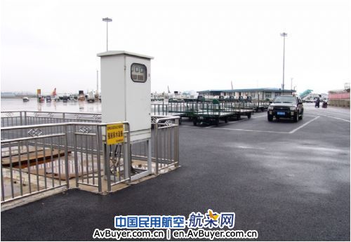 暴雨来袭 昆明机场安然无恙