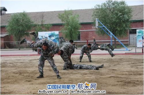 民航天津空管分局组织军民航业务交流