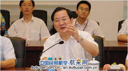 上海市司法局局长吴军营到中国商飞访问