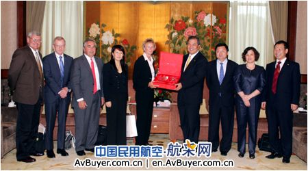 古德里奇短舱和内饰集团总裁访问中国商飞