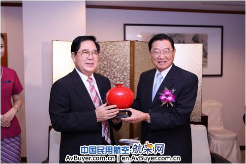 南航台分公司成立 首批在台设分公司大陆企业