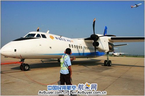 访中航工业副总经理、幸福航空董事长耿汝光