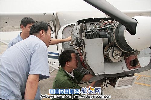 民航飞院广汉分院新学期顺利开飞