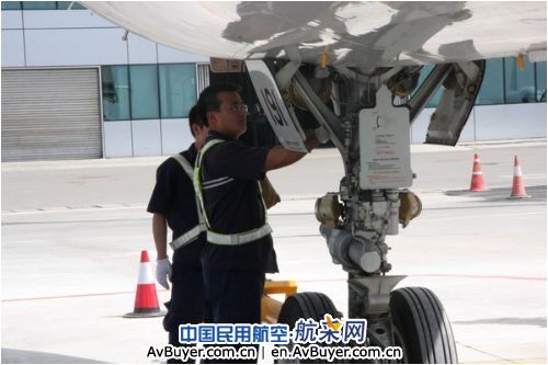 沈阳维修基地严把飞机放行关