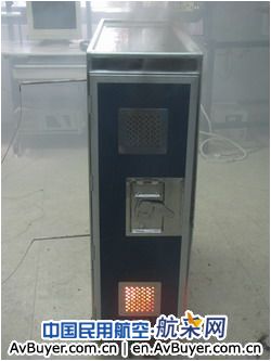 测试中心顺利完成国内首次飞机客舱用手推车试验