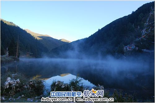 东航甘肃分公司举办摄影采风活动