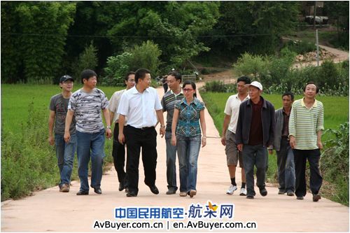 云南机场集团公司:挂钩扶贫建设新农村纪事