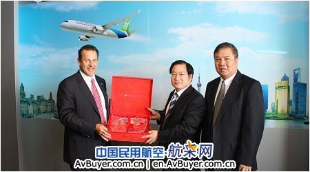 普惠公司总裁大卫&amp;#8226;汉斯访问中国商飞公司