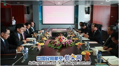 普惠公司总裁大卫&amp;#8226;汉斯访问中国商飞公司