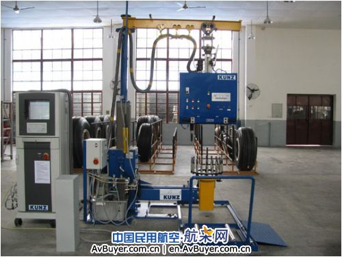 国航成都维修基地引进KUNZ机轮组装和力矩机