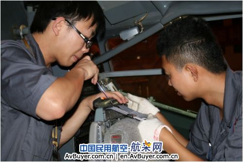 国航贵阳维修基地顺利实施B733飞机81A定检