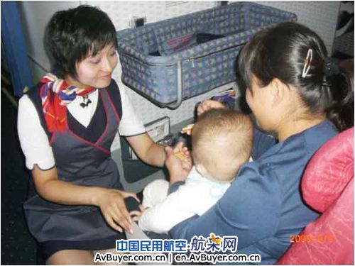 零距离感受东航北京分公司乘务组的优质服务