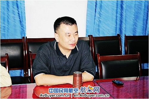 民航飞院吴旭勇副校长到空管学院进行调研