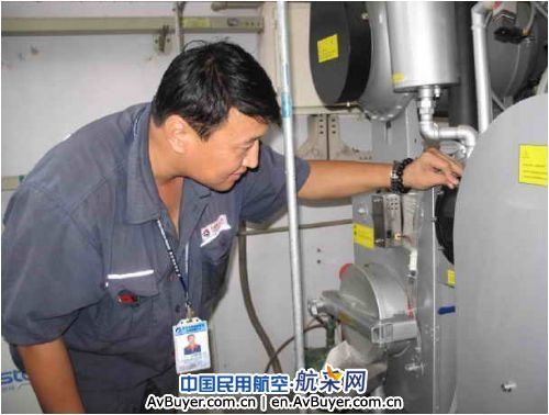 我是一个兵---东航山东服务公司黄君路先进事迹
