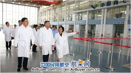 合肥工业大学校长徐枞巍访问中国商飞