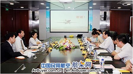 GE航天集团副总裁薄雪霁访问中国商飞公司