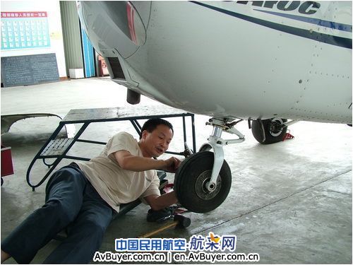 广汉：国庆前夕3机务获分院通报奖励