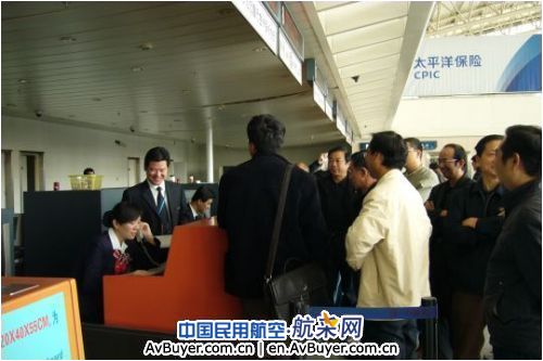 东航西北地面部圆满完成国庆航班保障任务侧记