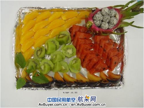 国航重庆客舱服务部举行2009冬春季航班试餐会