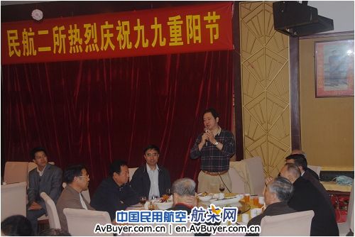 “九九”重阳节 深深敬老情