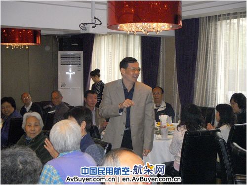 民航局空管局召开离退休老同志座谈会