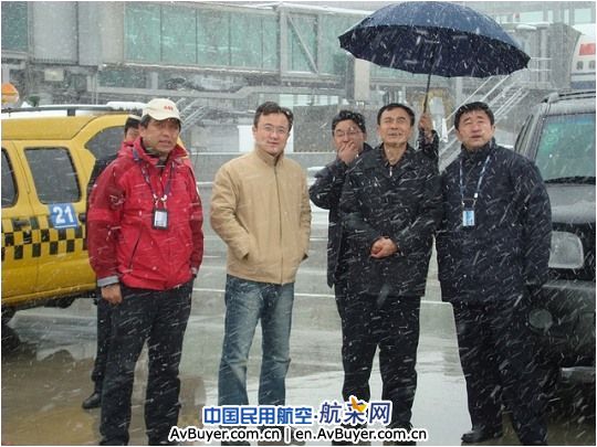 民航华北管理局现场督促首都机场除冰雪工作