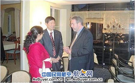 中国商飞公司副总经理史坚忠赴欧洲考察访问