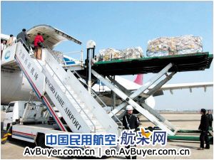 宁波机场：轰鸣的新引擎愈转愈响