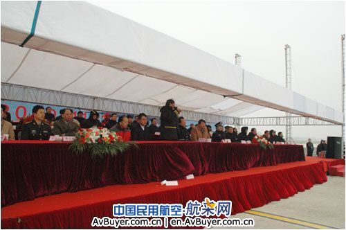 宁波栎社国际机场举行大规模应急救援综合演练