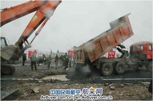 宁波栎社国际机场举行大规模应急救援综合演练