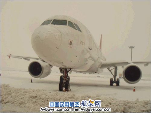 深航沈阳维修分部09年第一场大雪航班保障记