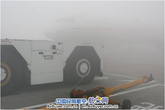 成都双流国际机场遭受今冬第三次大雾天气袭击