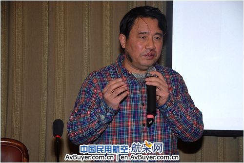 民航二所举办学习十七届四中全会精神培训班