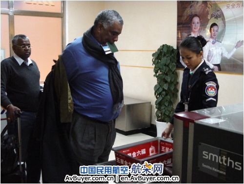 昆明机场全力保障 “旅交会”